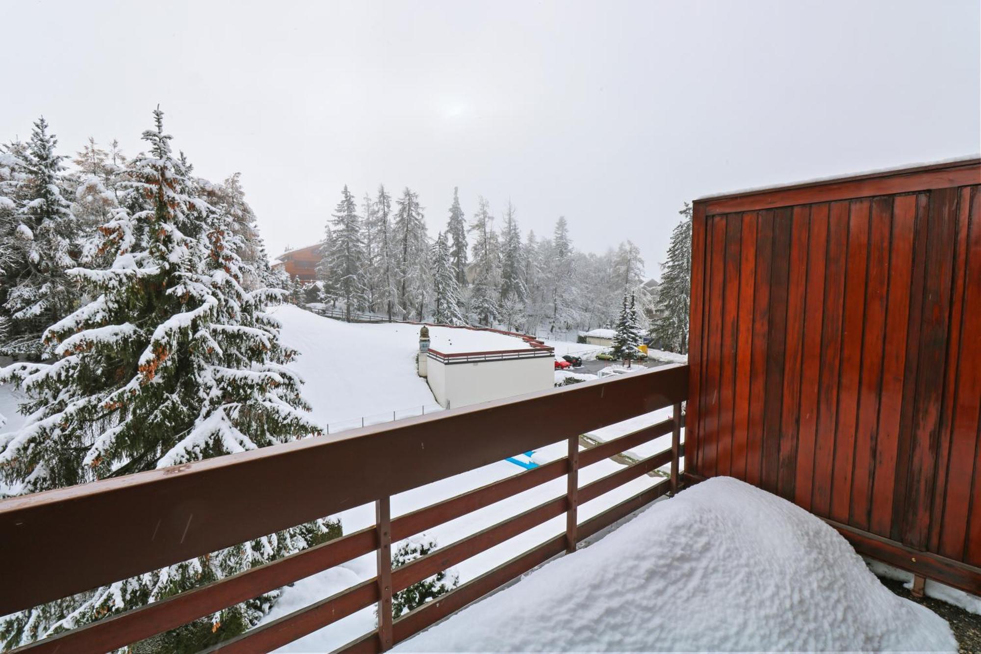 Joli Studio Avec Parking Gratuit Crans-Montana Eksteriør billede